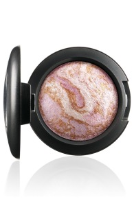 HeavenlyCreature-MineralizeEyeShadow-InvincibleLight-300